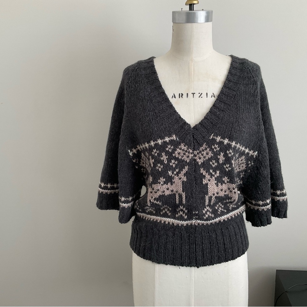Mysty woman sweater